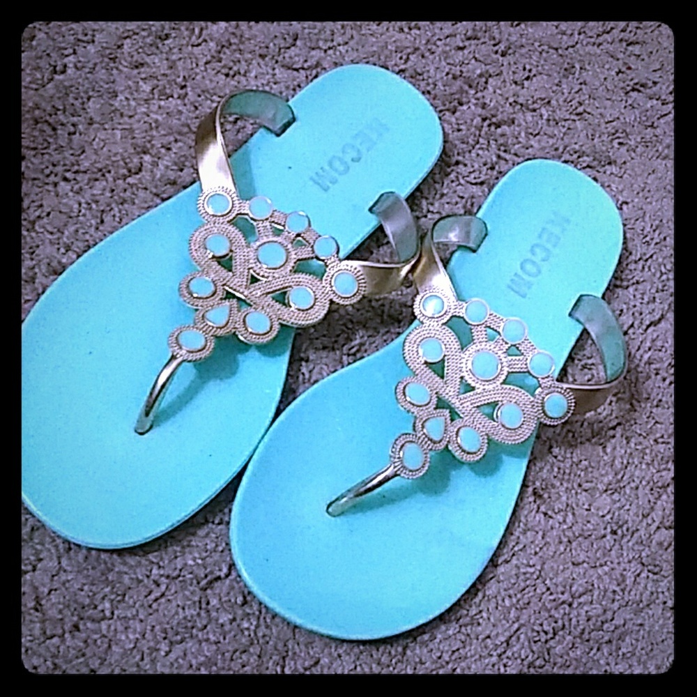 Beautiful Teal Flip Flops